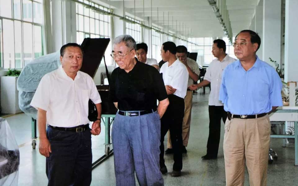 拳拳报国心 浓浓故乡情